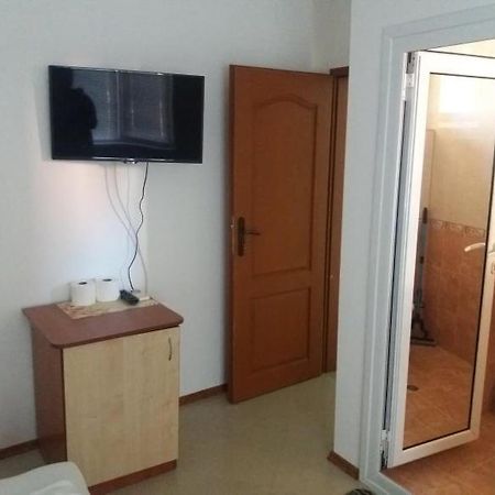 Guest House Ralitsa Pomorie Bagian luar foto