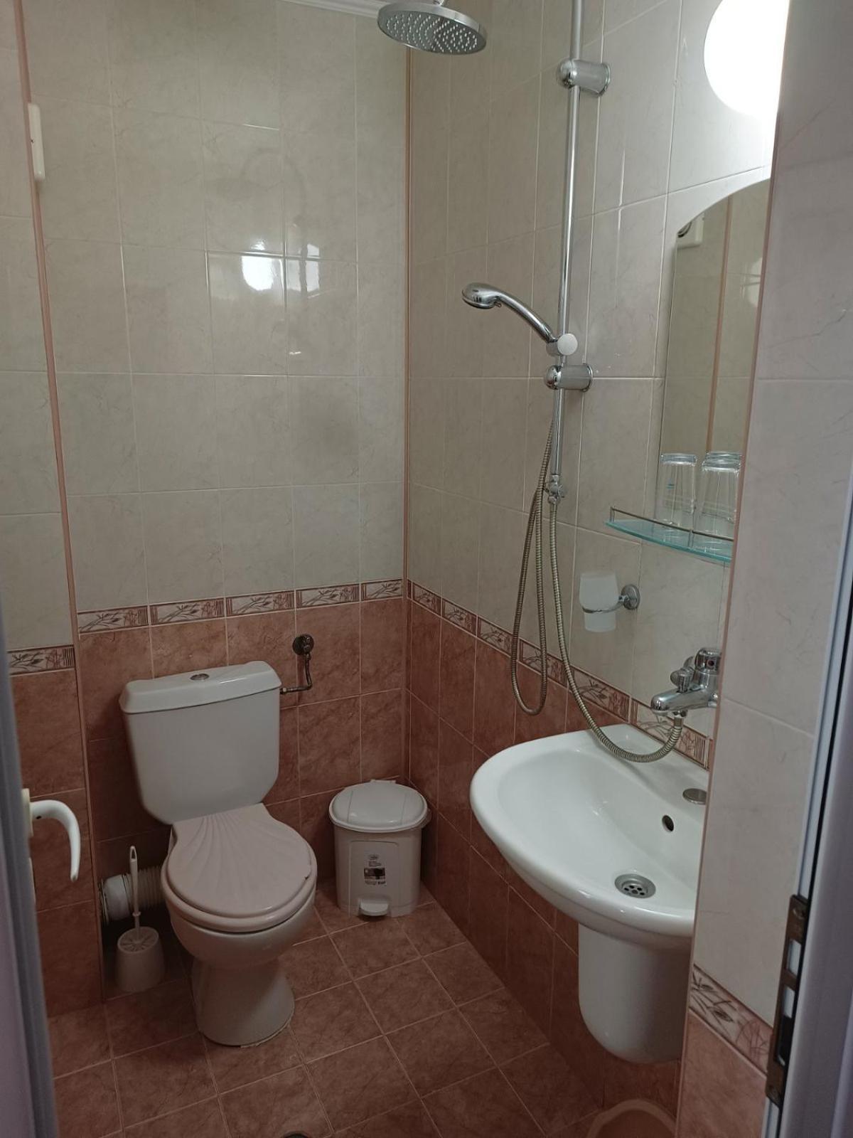 Guest House Ralitsa Pomorie Bagian luar foto
