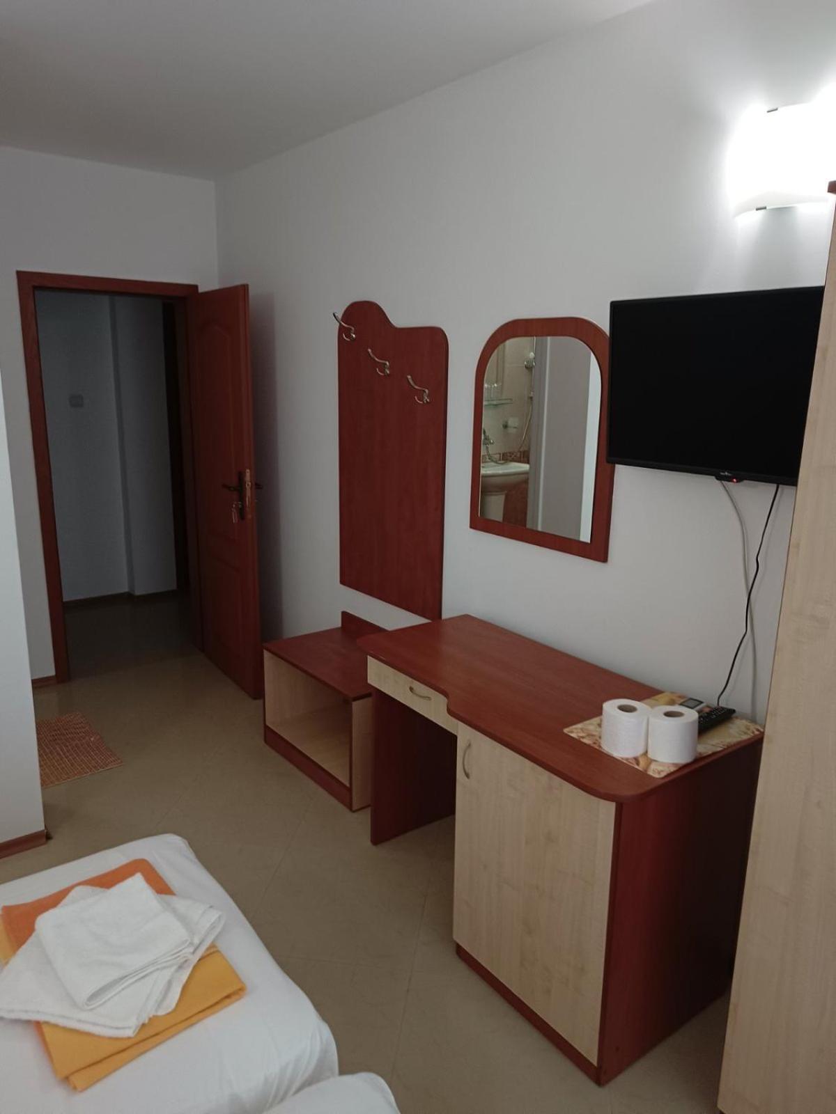 Guest House Ralitsa Pomorie Bagian luar foto